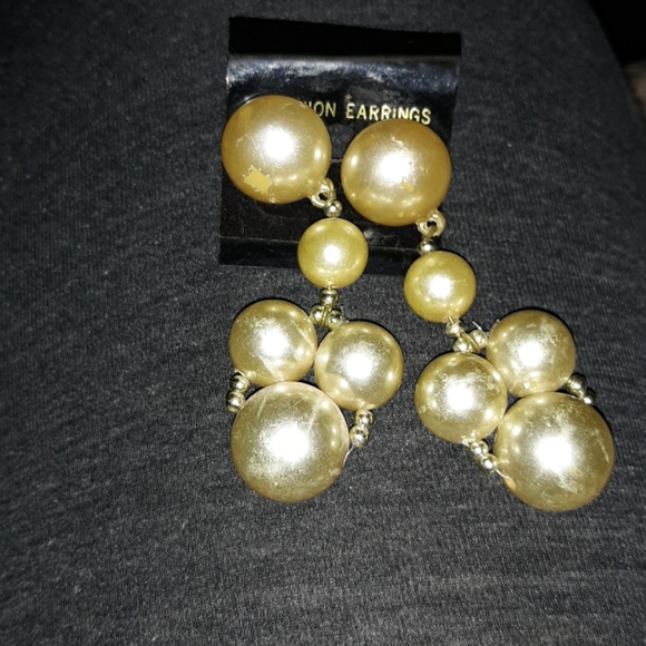 Earrings - Picture 2 of 2